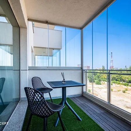 Luxury With Terrace And View 公寓 布加勒斯特