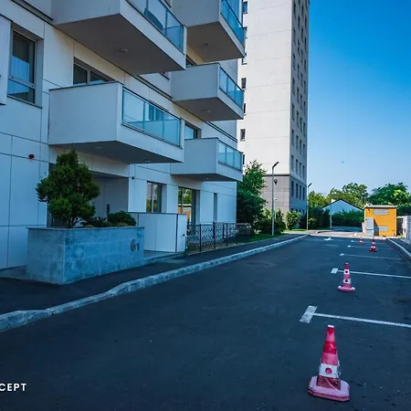 公寓 Luxury With Terrace And View 布加勒斯特