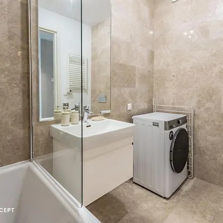 Luxury With Terrace And View *