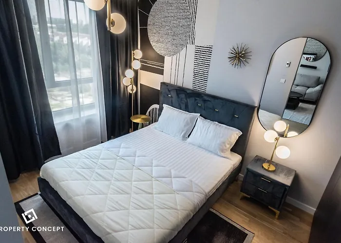 Luxury With Terrace And View * Bükreş