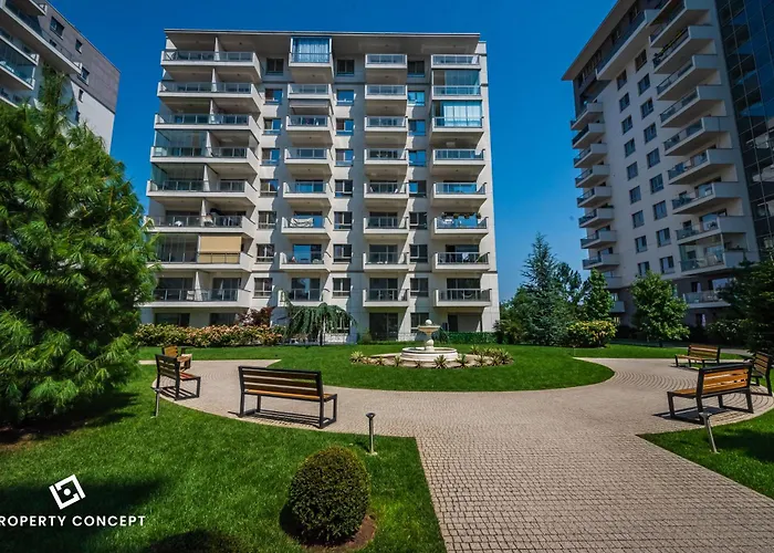 Luxury With Terrace And View 아파트 *