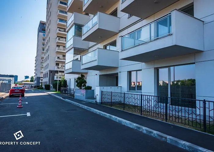 Luxury With Terrace And View Bükreş