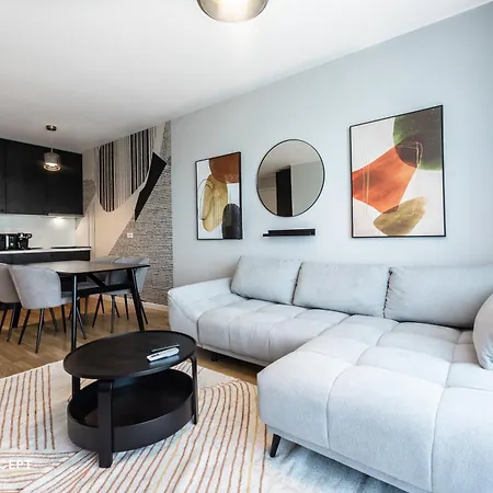 Luxury With Terrace And View Διαμέρισμα *